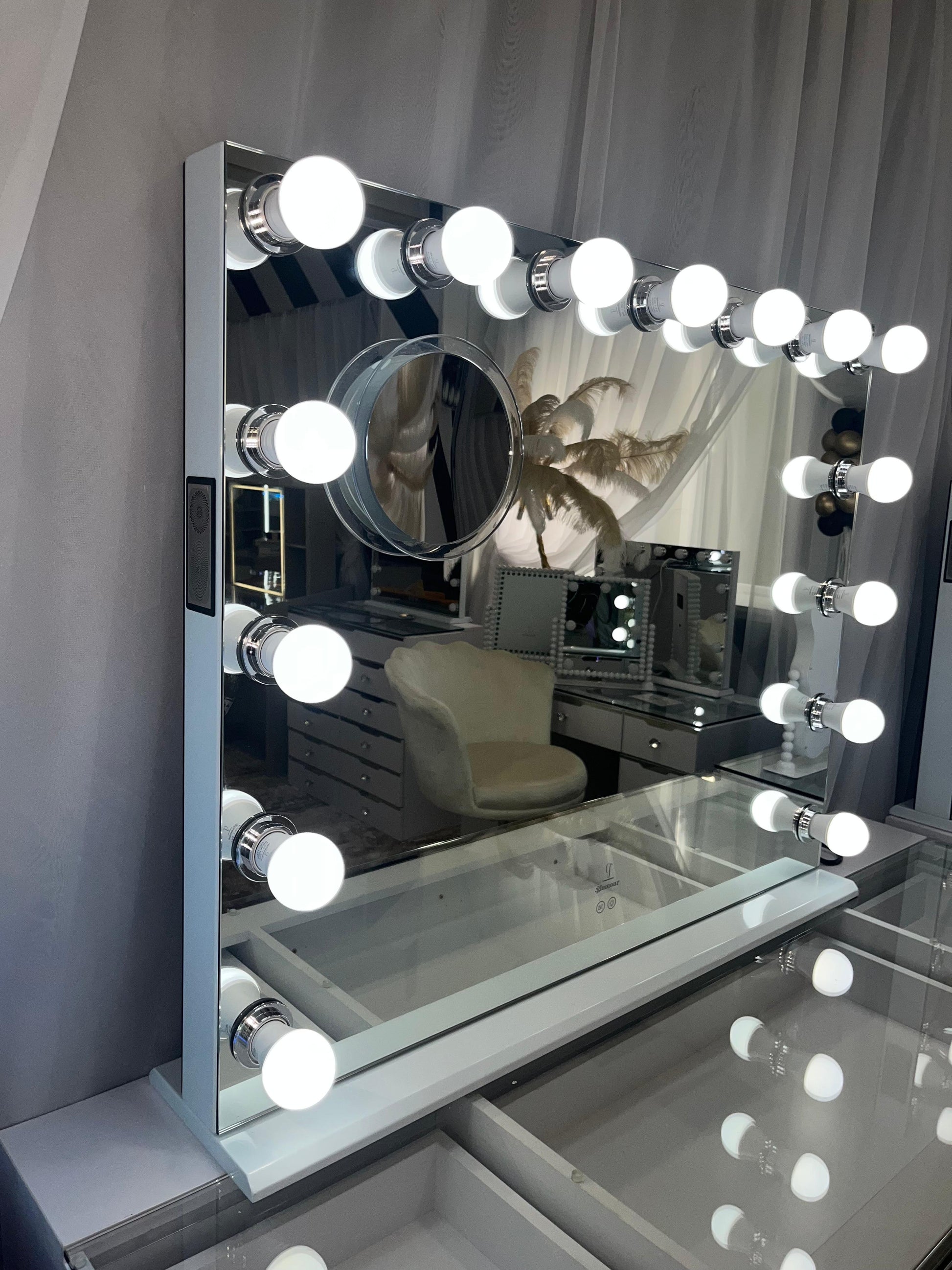 Glam Pro Max Hollywood Makeup Mirror with Bluetooth