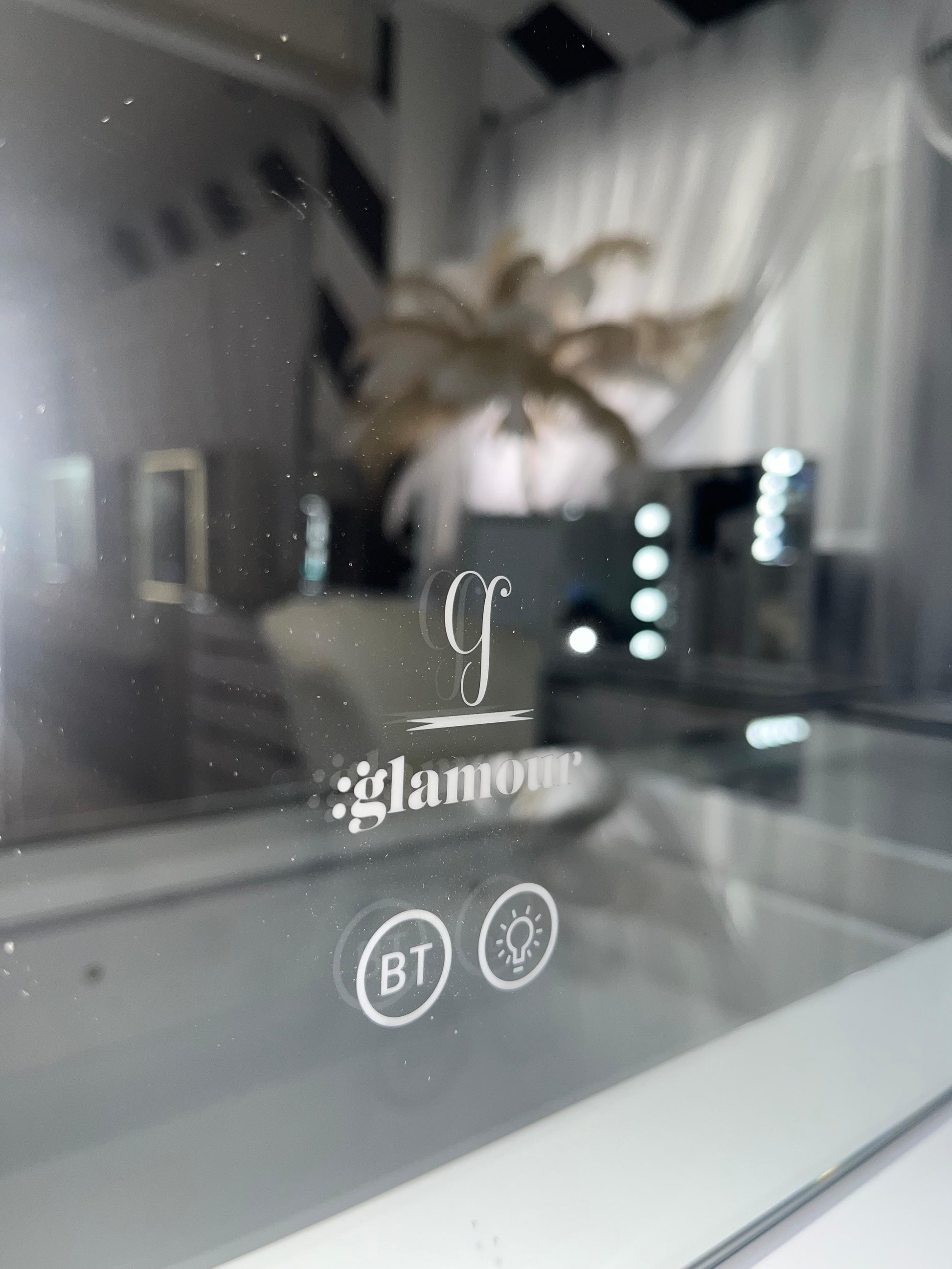 Glam Pro Max Hollywood Makeup Mirror with Bluetooth