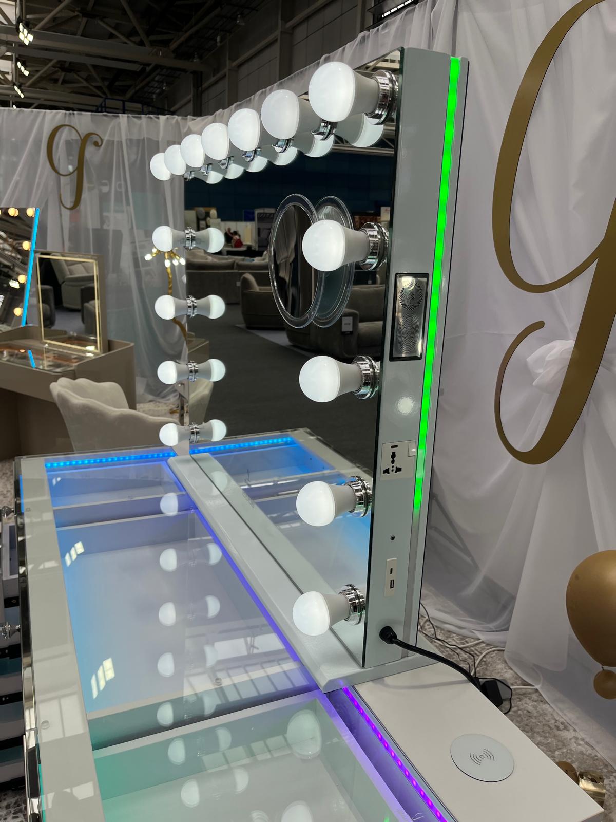 Glam Pro Max Hollywood Makeup Mirror with Bluetooth