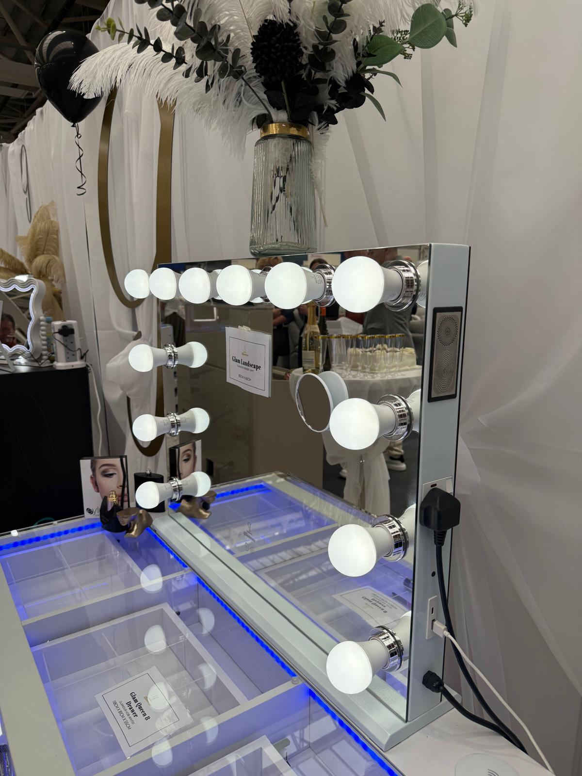 Glam Landscape Hollywood Makeup Mirror with Bluetooth