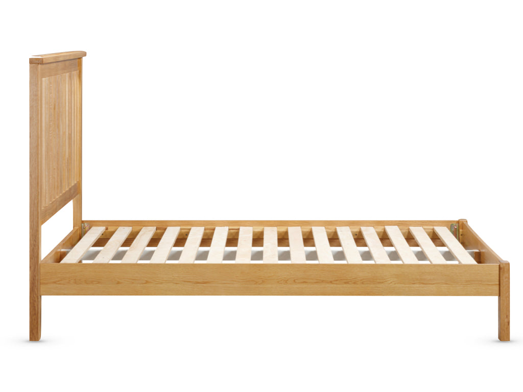 Lugano Oak 4'6 Slatted Bed