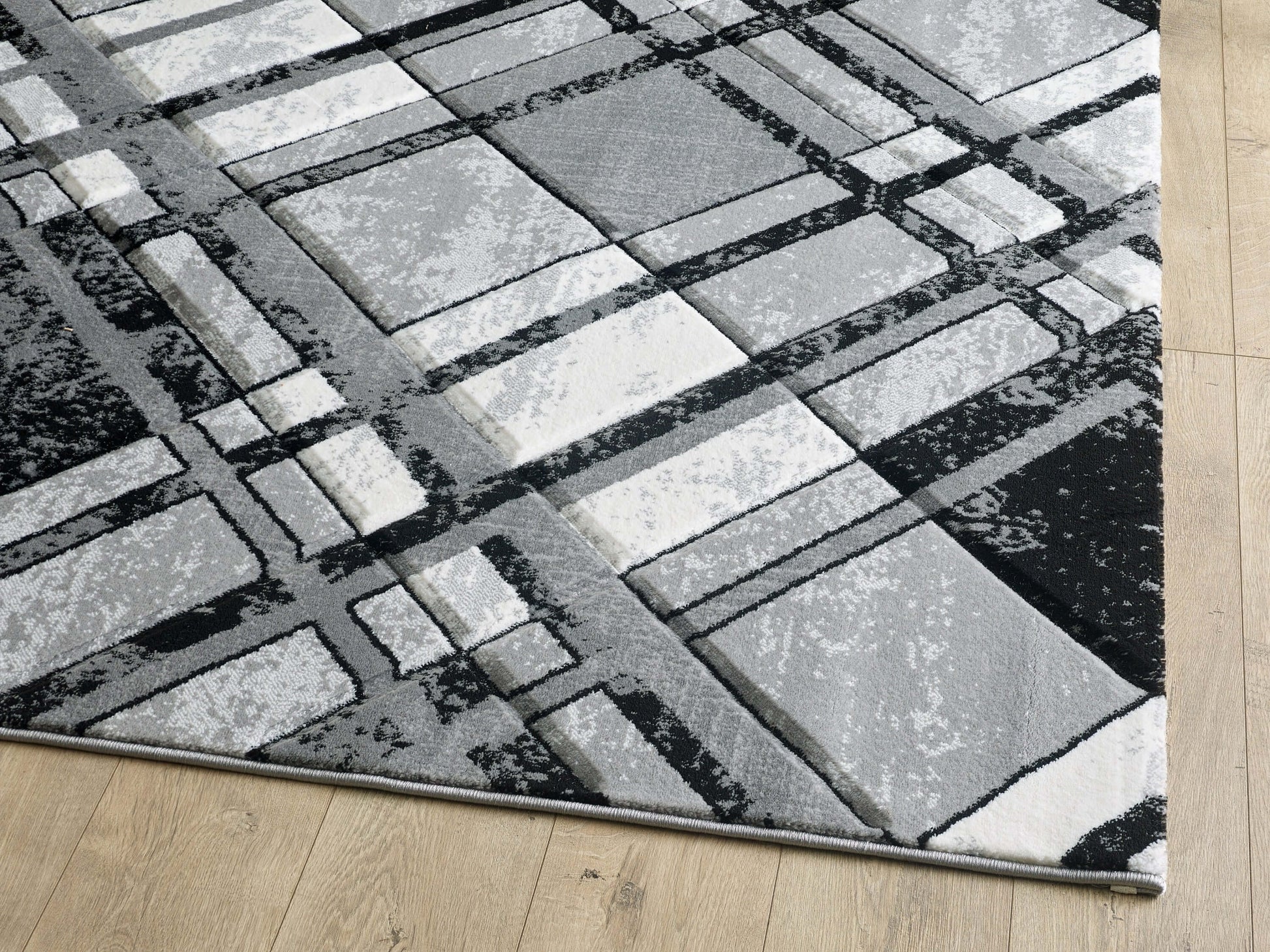 Accra Rug - Grey Black