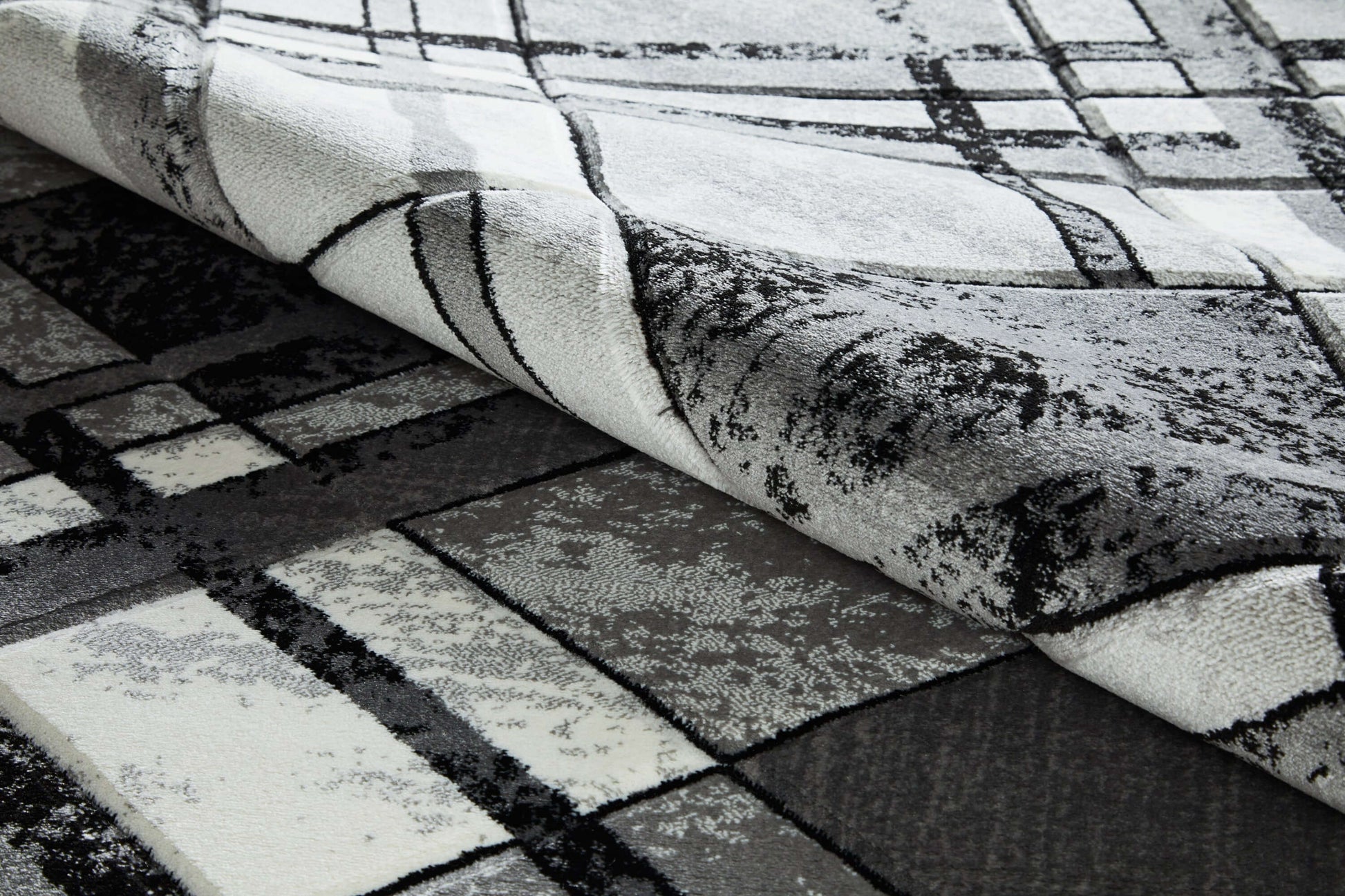 Accra Rug - Grey Black