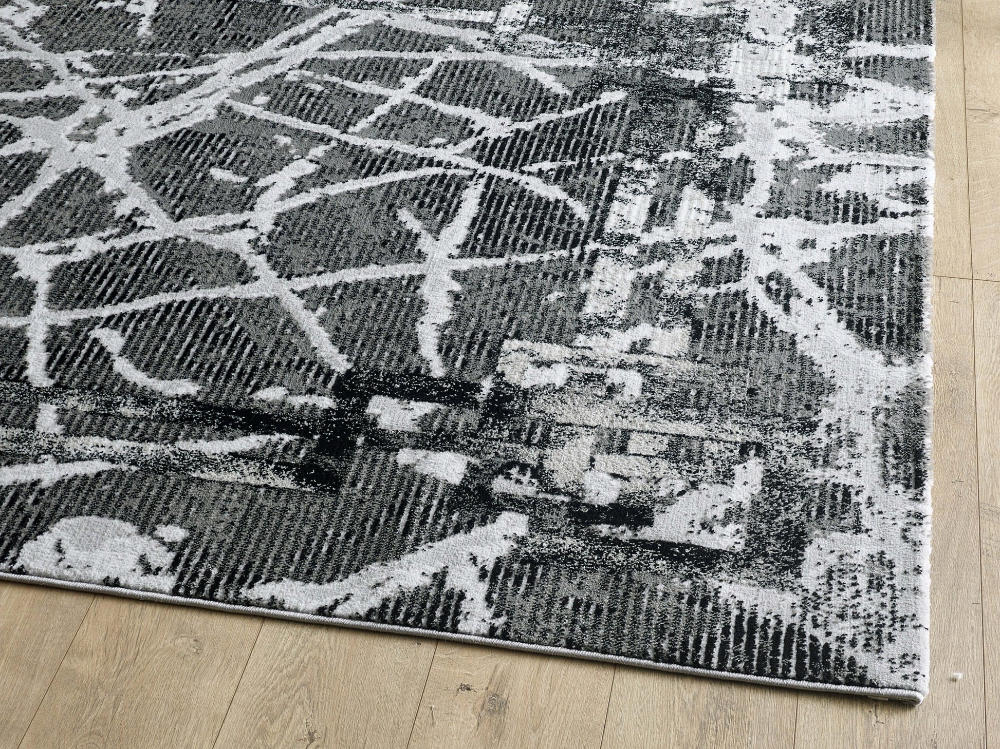 Alisa Rug - Dark Grey Black