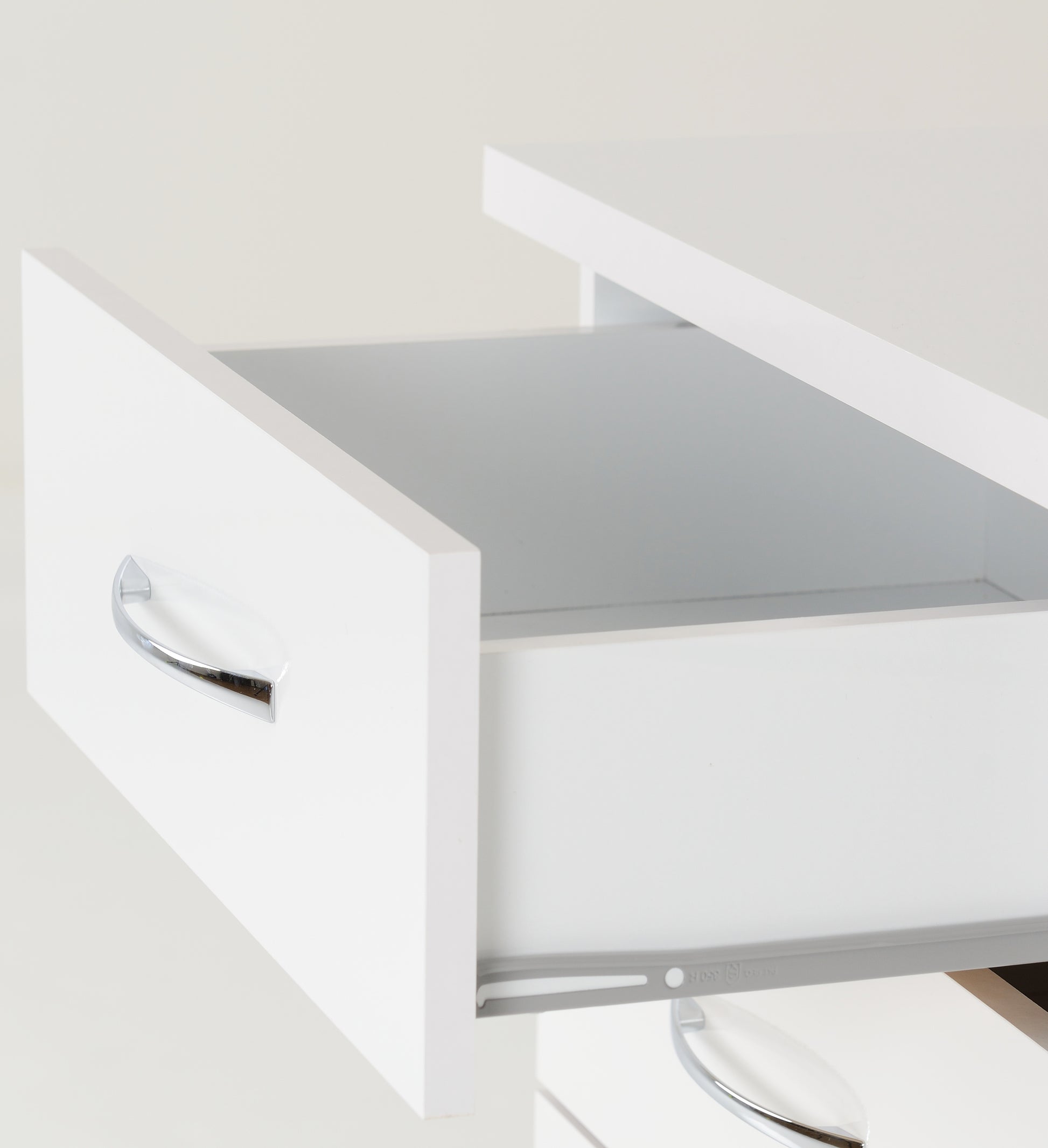 Nevada 5 Drawer Narrow Chest- White Gloss