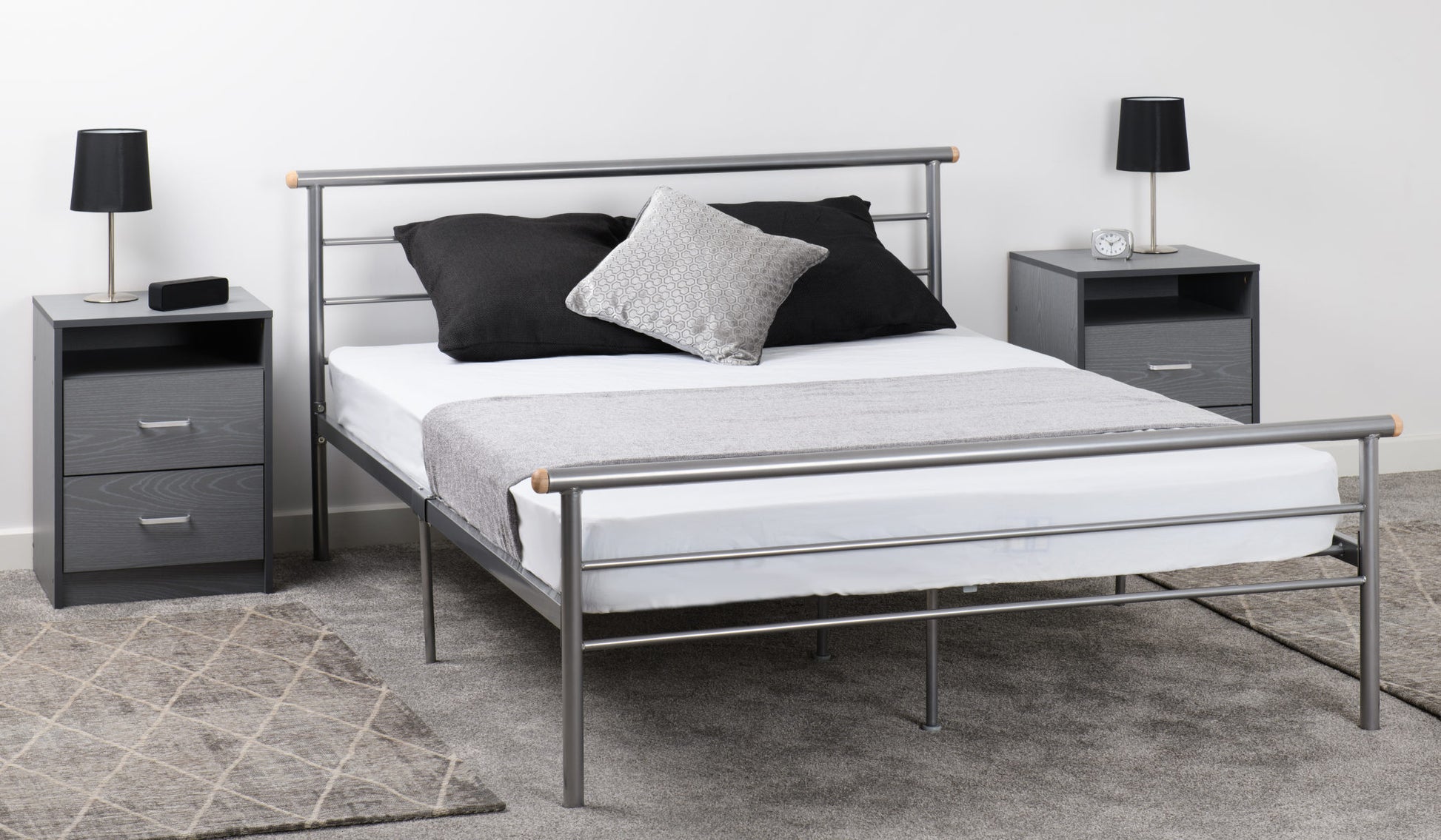 ORION-46-BED-SILVER-2019-06-200-203-032.jpg