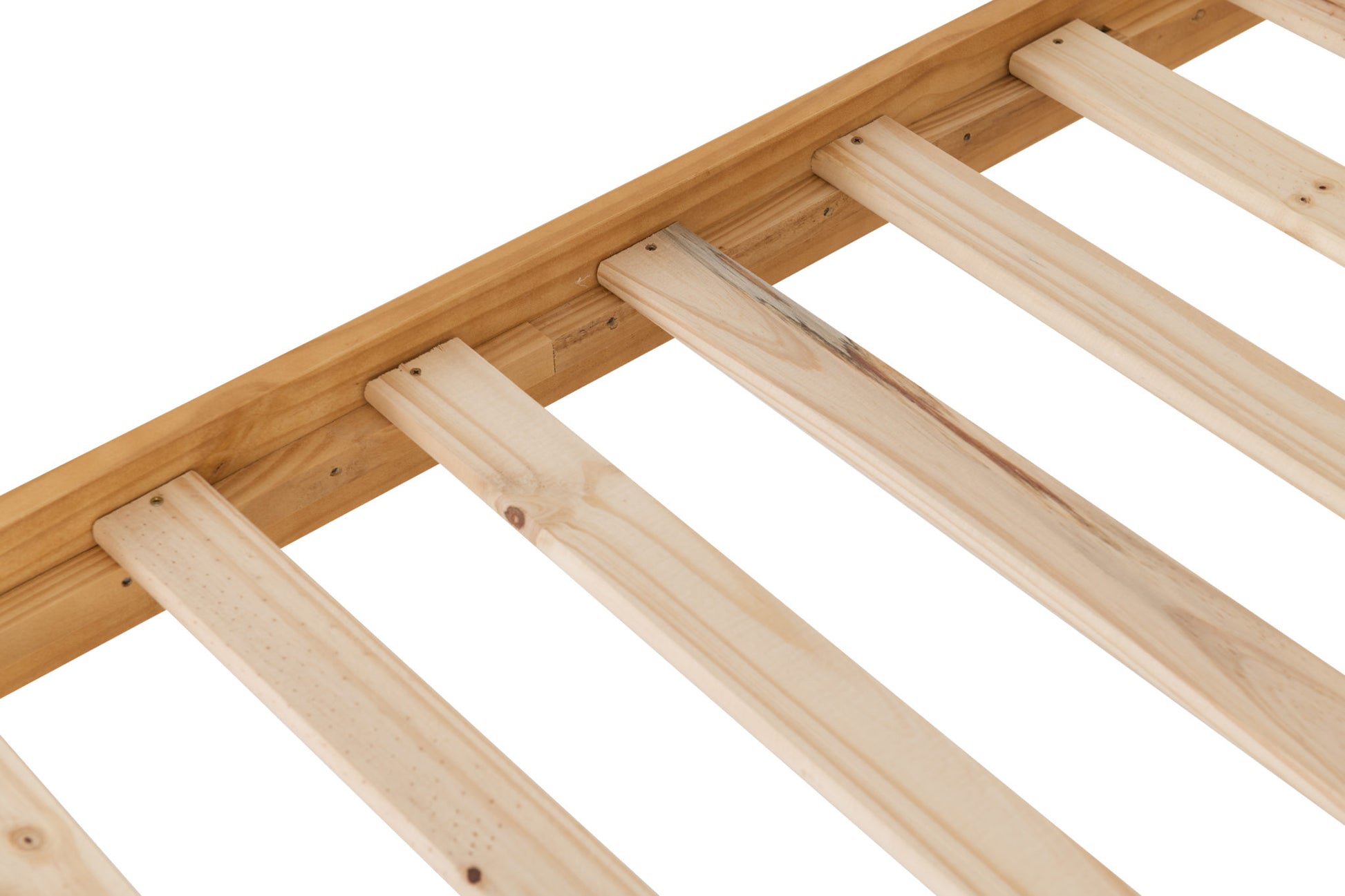 SOL-46-BED-ANTIQUE-PINE-2020-200-203-044-05-scaled.jpg