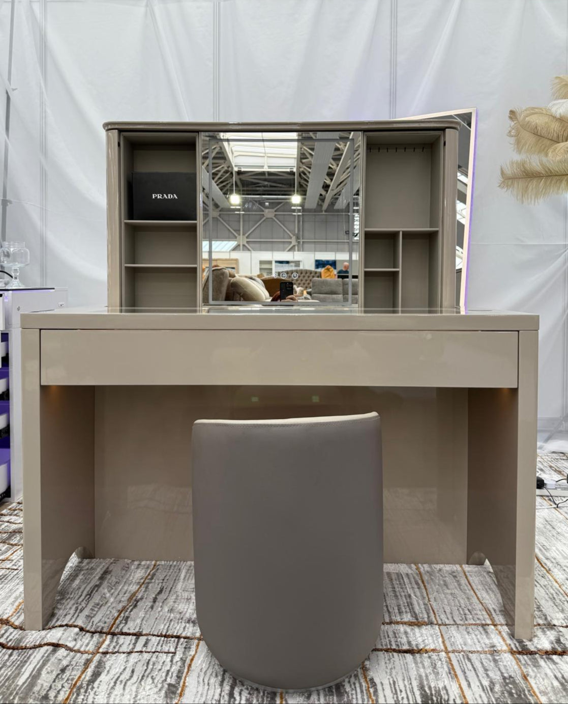 Elevate Vanity Table