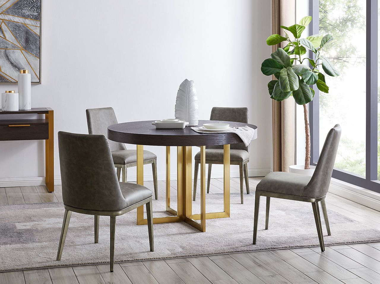Sanremo Round Dining Table