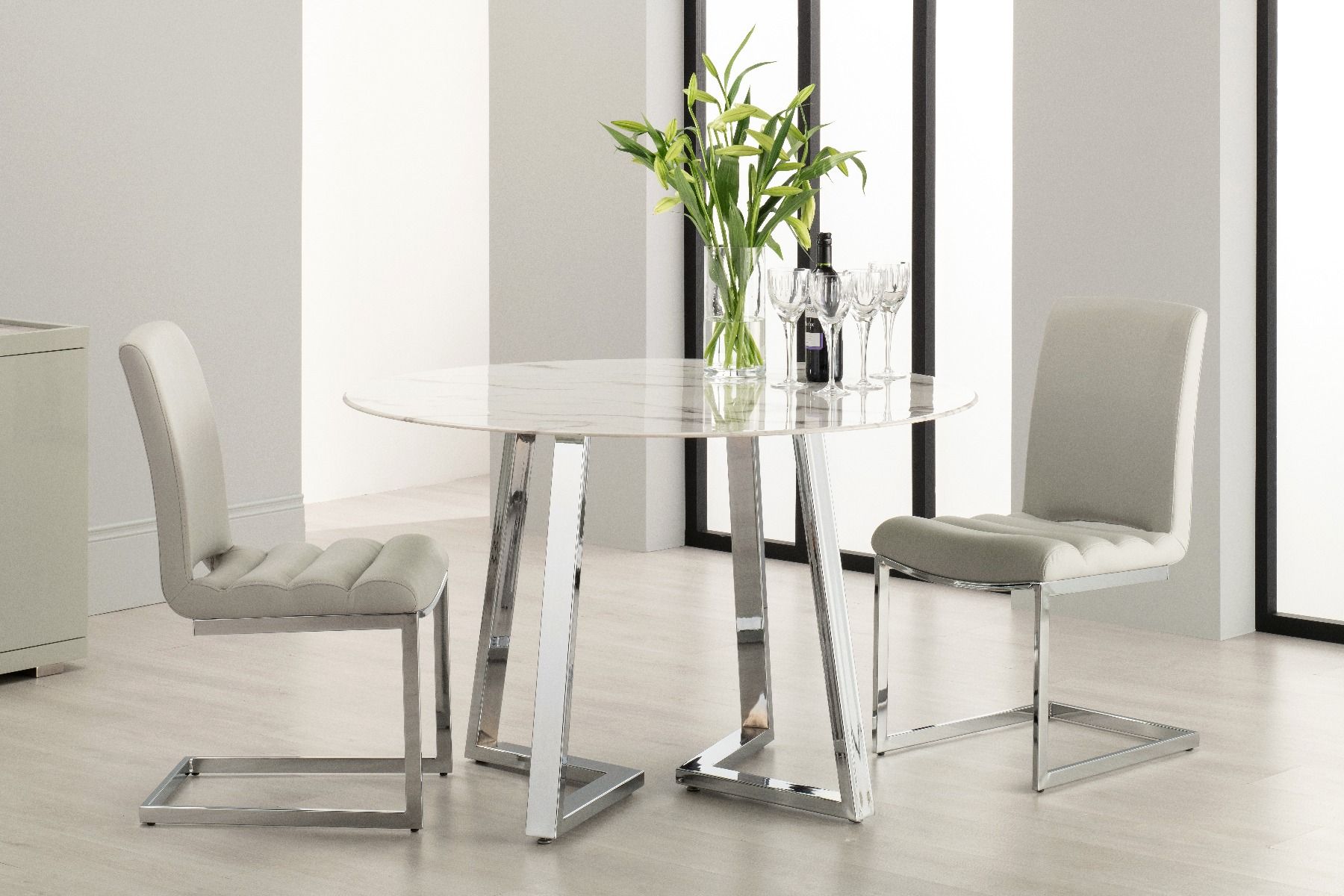 Storm Dining Table + 4 Chairs - Grey