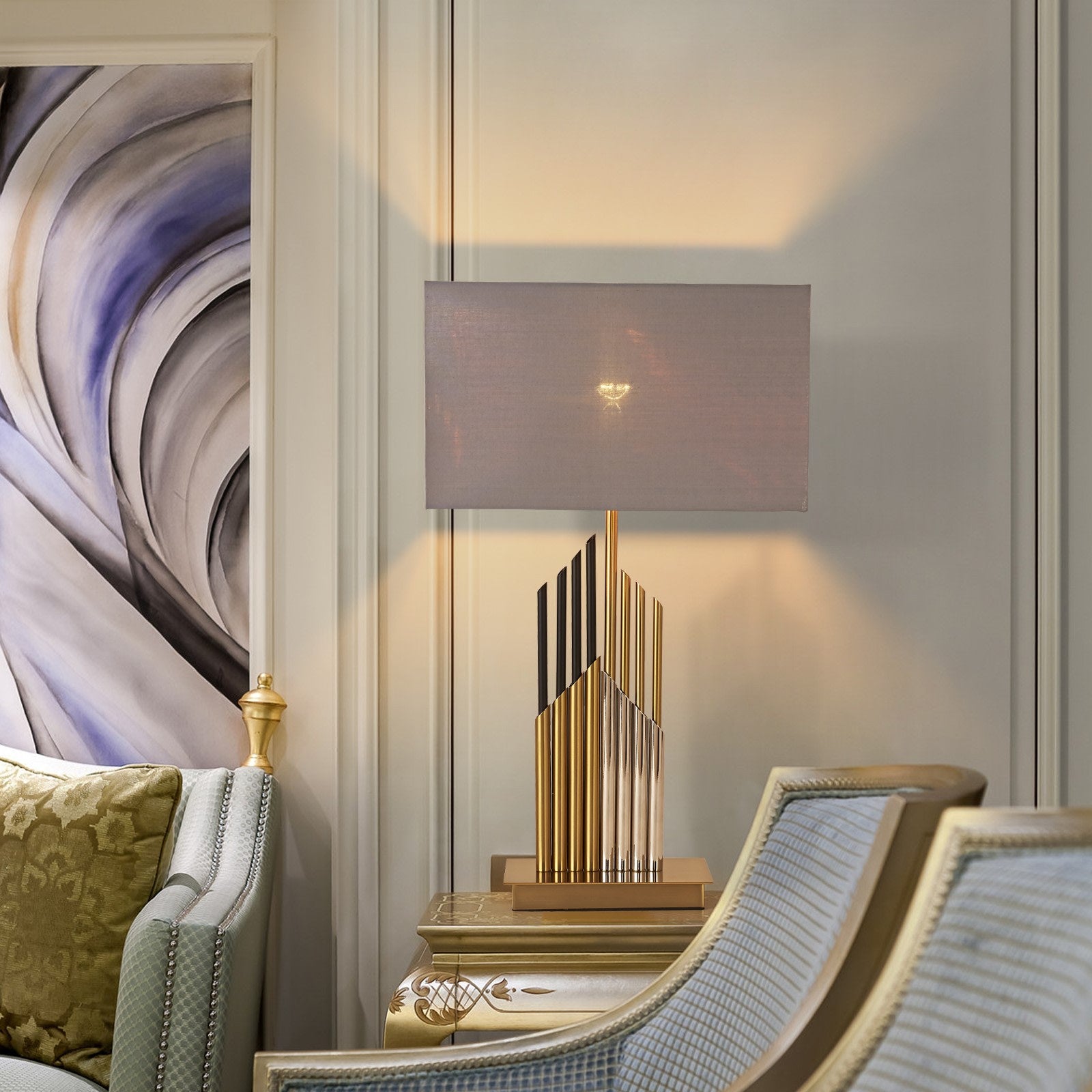 T108011 Lamp