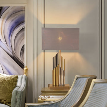T108011 Lamp