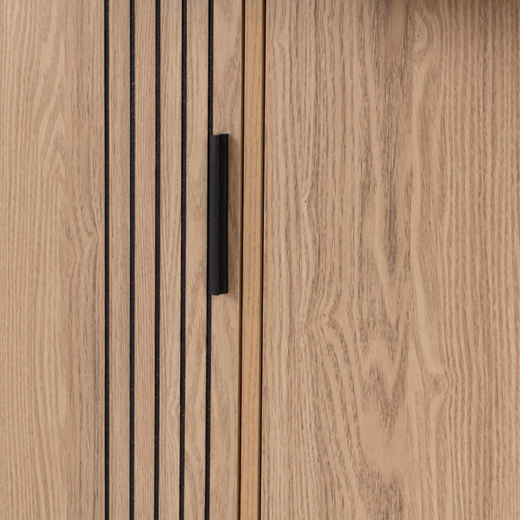 Tessa 3 Door 2 Drawer Sideboard - Natural Oak Effect