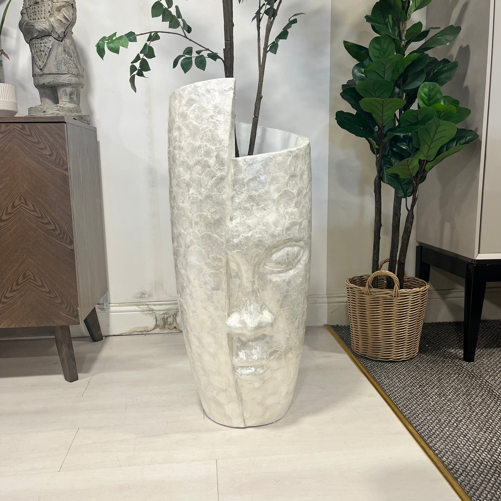 Tall Face Vase Pearl