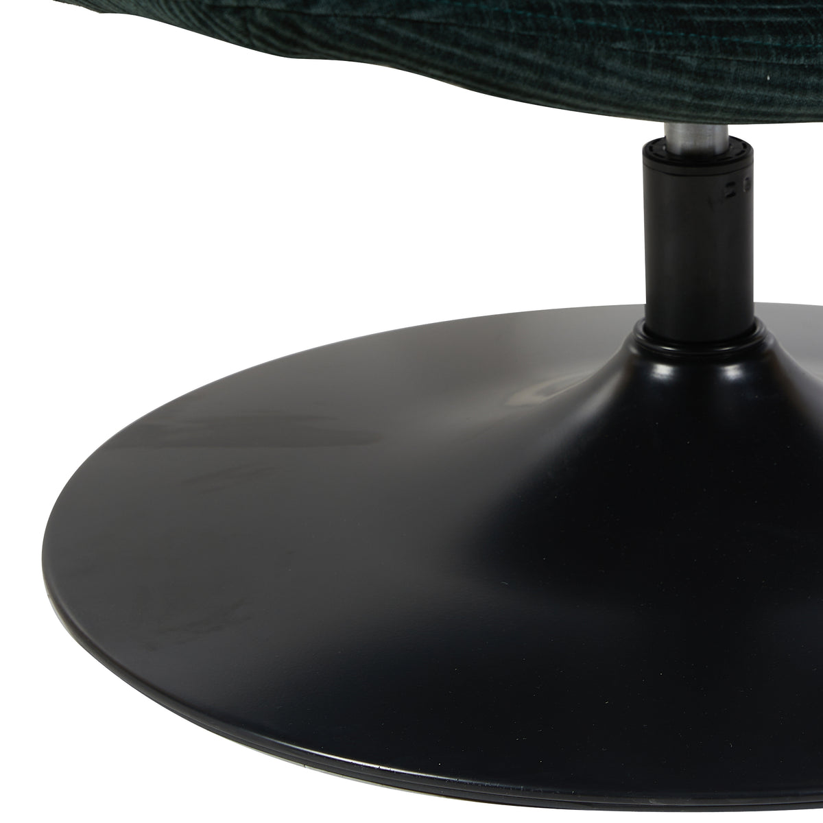 Bella in Dark Green, matte black pedestal base detail