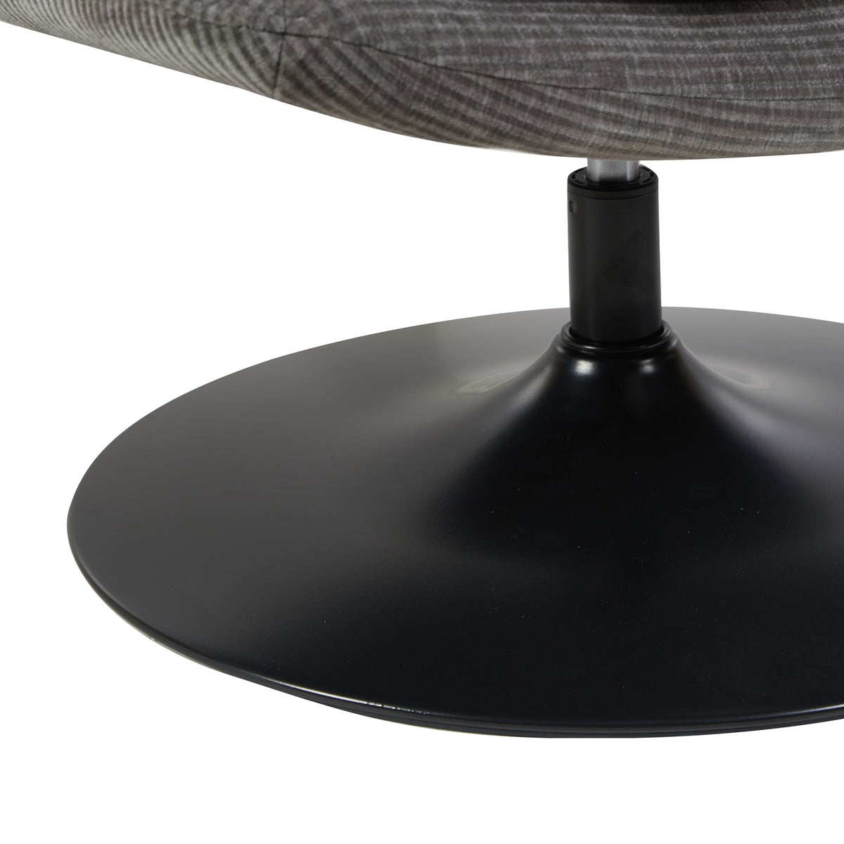Bella in Grey, matte black pedestal base detail