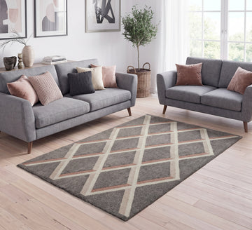 Chad Rug 592 - Large, grey diamond-pattern rug between two grey sofas