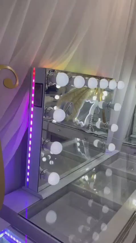 Glam Landscape Hollywood Makeup Mirror with Bluetooth