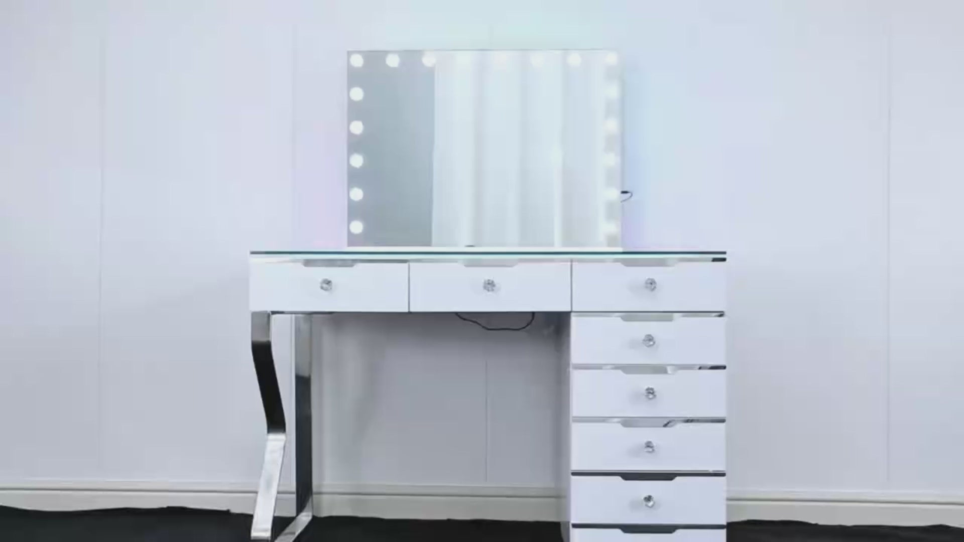 Glam 8 Drawer Vanity Table