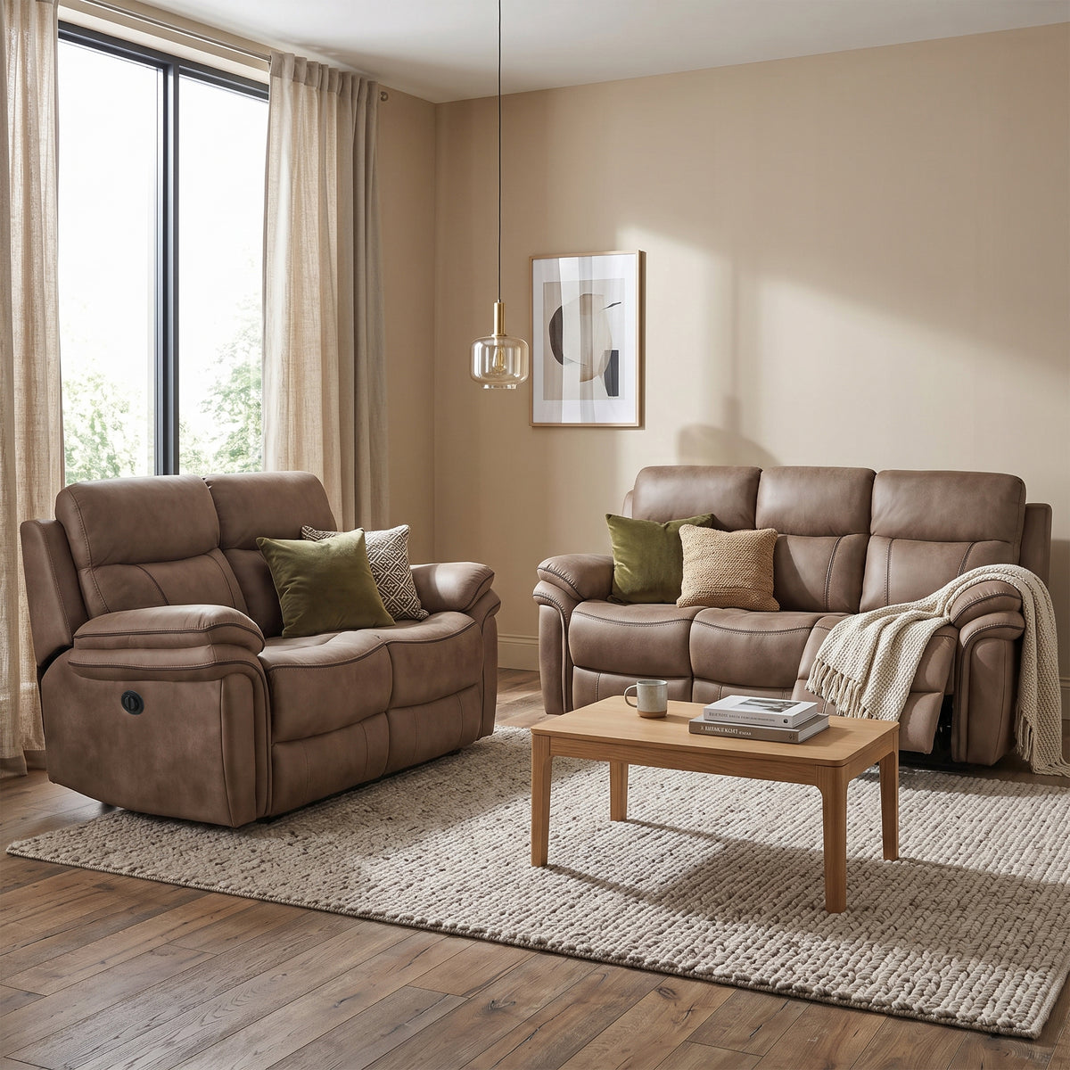 Richmond in Sahara, 3+2 suite with recliners extended