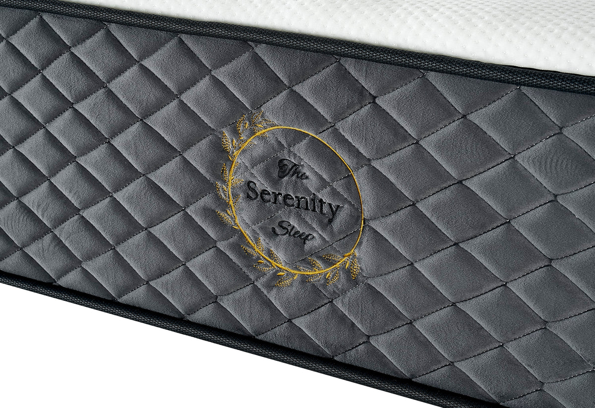G07 Reversible Mattress, close-up of the side badge