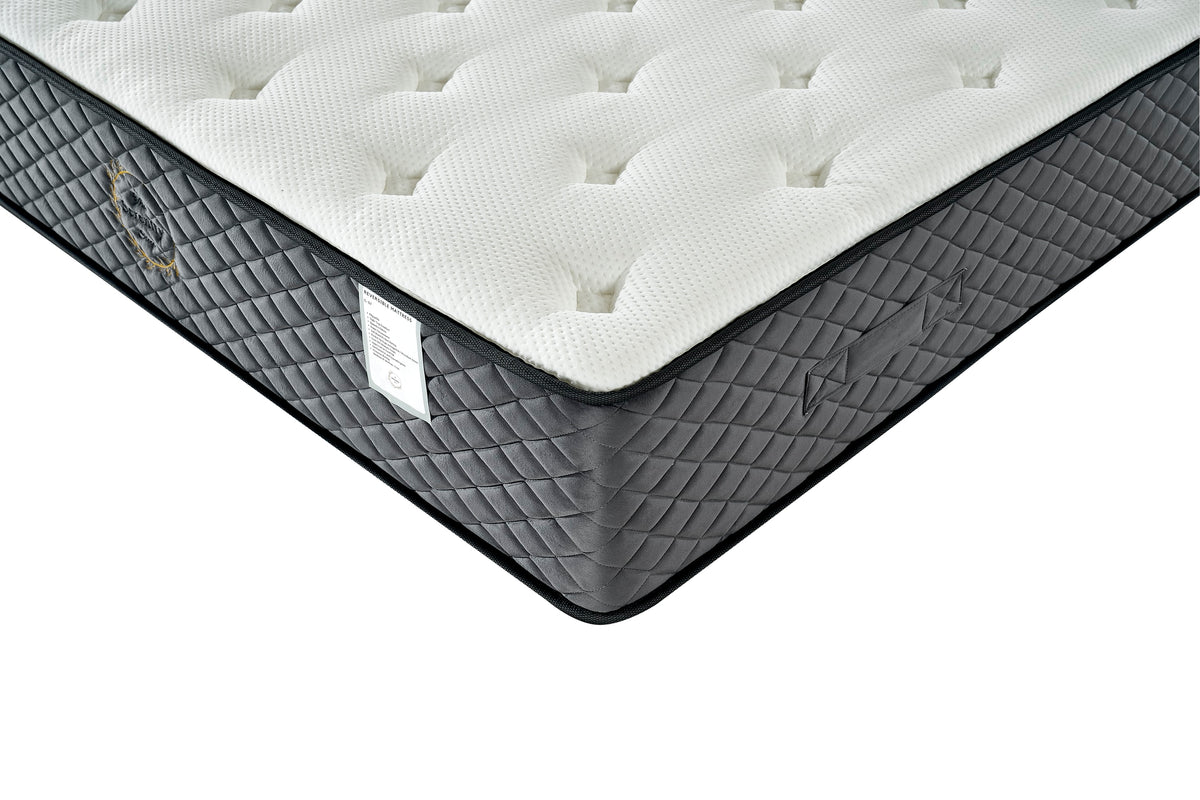 G07 Reversible Mattress, close-up of the tufted top and dark corner panel