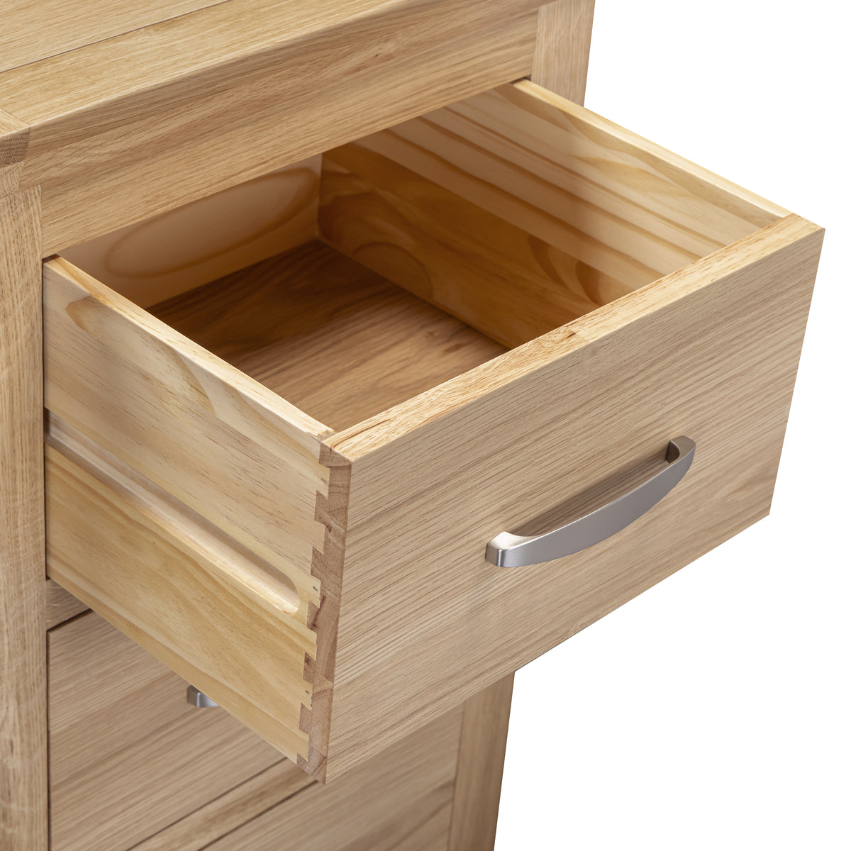 Treviso Oak Tall 5 Drawer Chest, dovetailed drawer detail