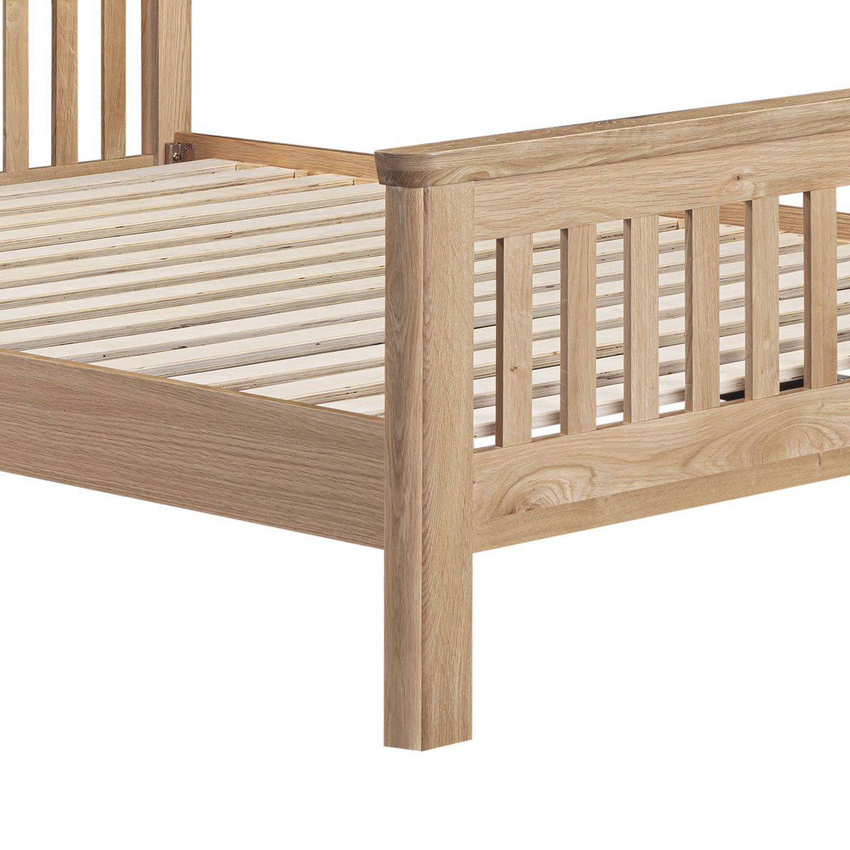 Treviso Oak King bed footboard detail
