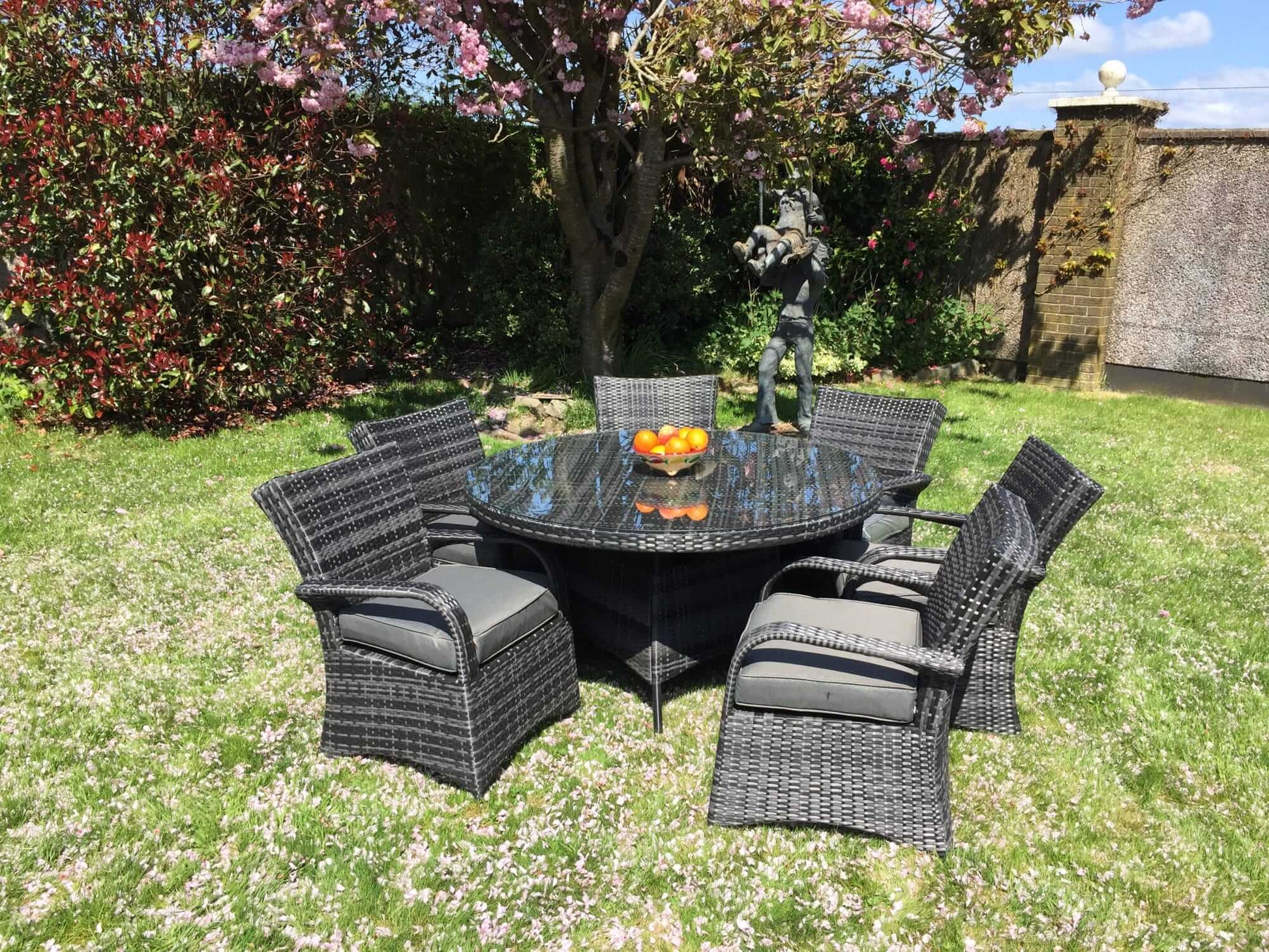 7 PIECE DARK RATTAN DINING SET