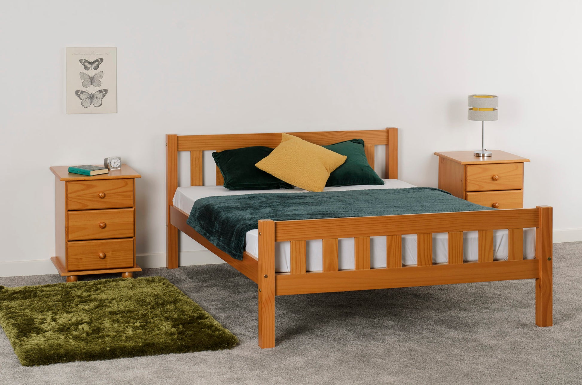 Carlow 4'6" Double Bed - Antique Pine