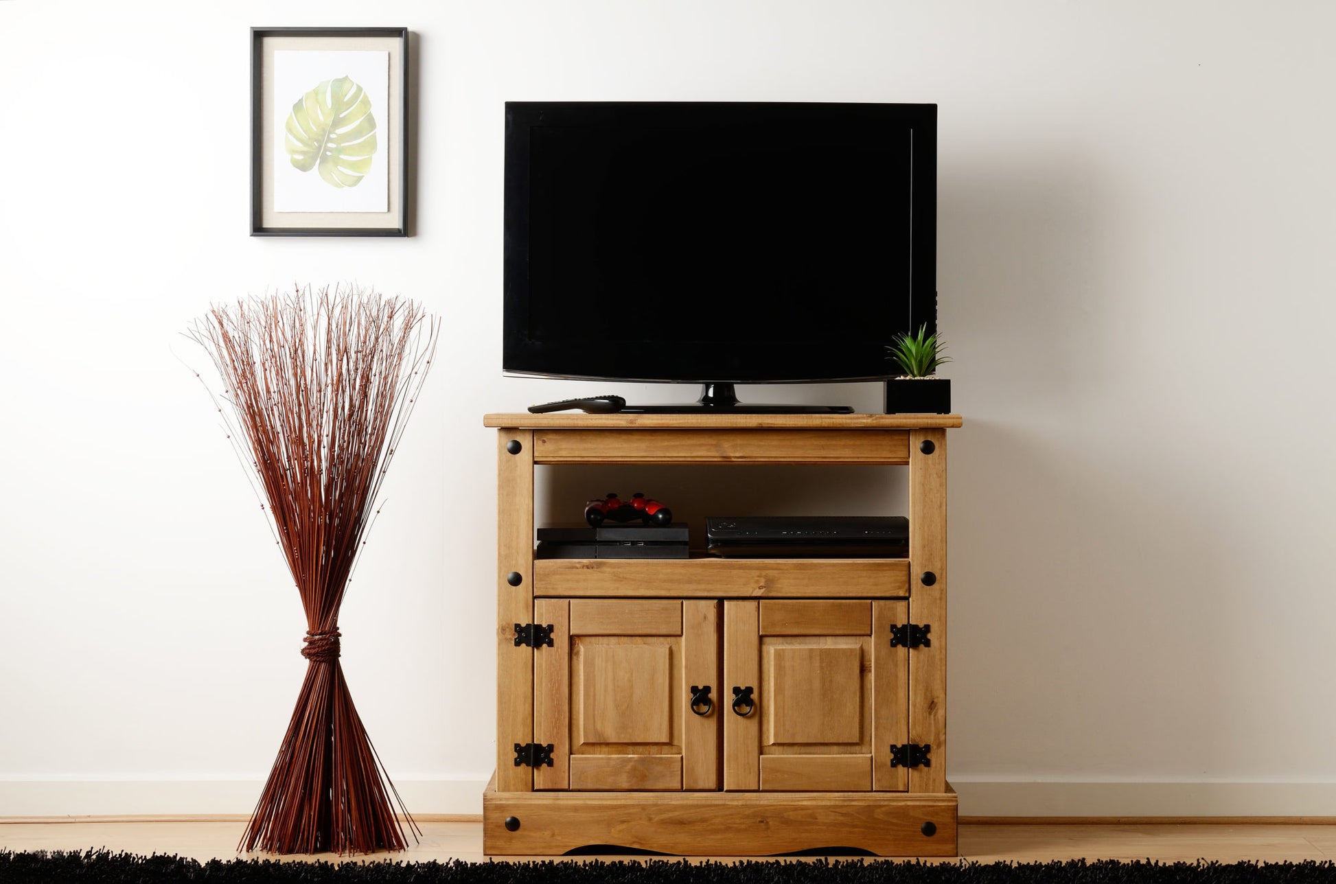 Corona TV Cabinet Distressed Waxed Pine