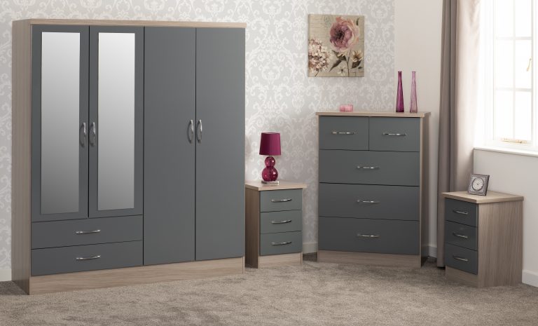 Nevada 4 Door 2 Drawer Mirrored Wardrobe Bedroom Set - Grey Gloss/Light Oak Effect Veneer