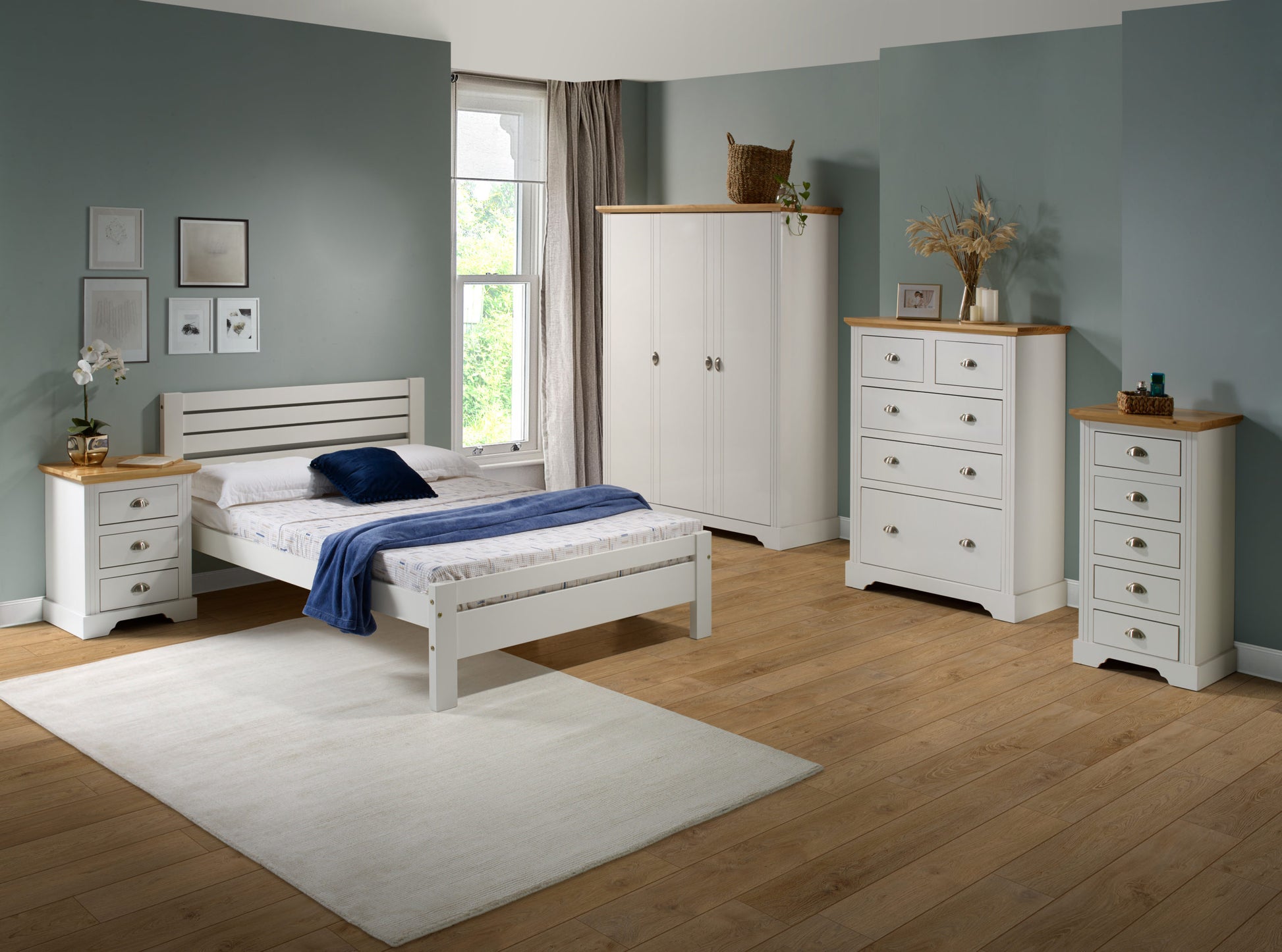 Toledo 3+2 Drawer Chest White/Oak Effect